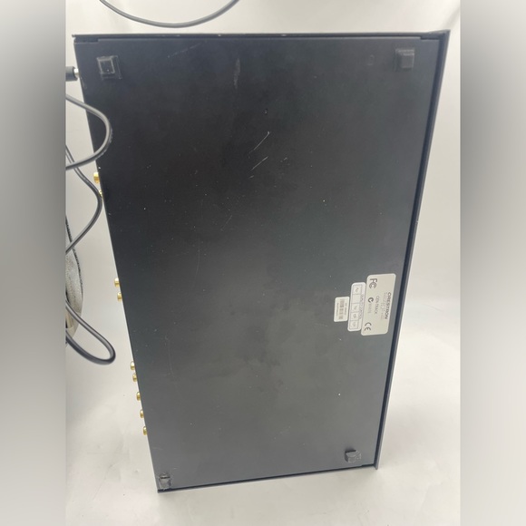 Crestron CEN-TRACK Professional Tuner Card Rack With Rack Mount - Picture 3 of 5